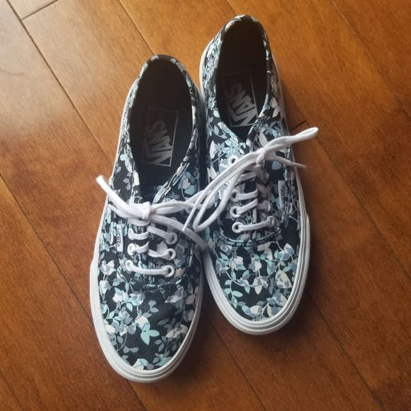 Vans shoes (2/30$) - Picture 2 of 4